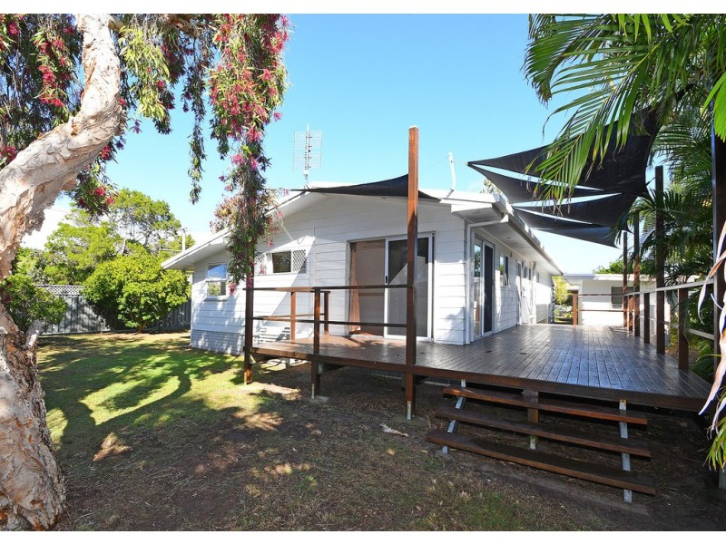 27 Alexander Street, Torquay QLD 4655