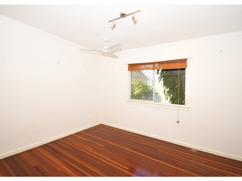 27 Alexander Street, Torquay QLD 4655