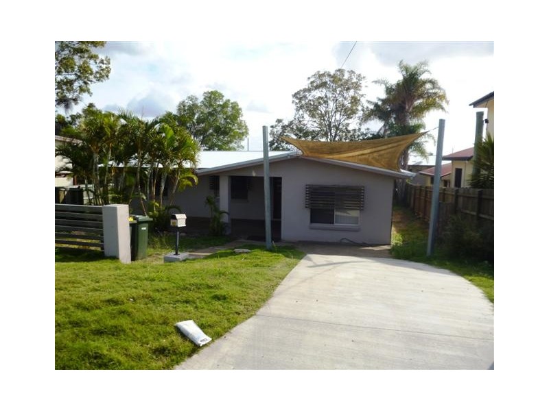 61 Queens  Rd, Scarness QLD 4655