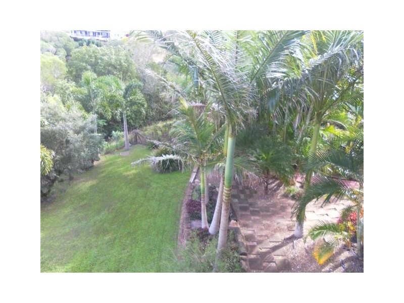 15 Awinya Court, Urraween QLD 4655