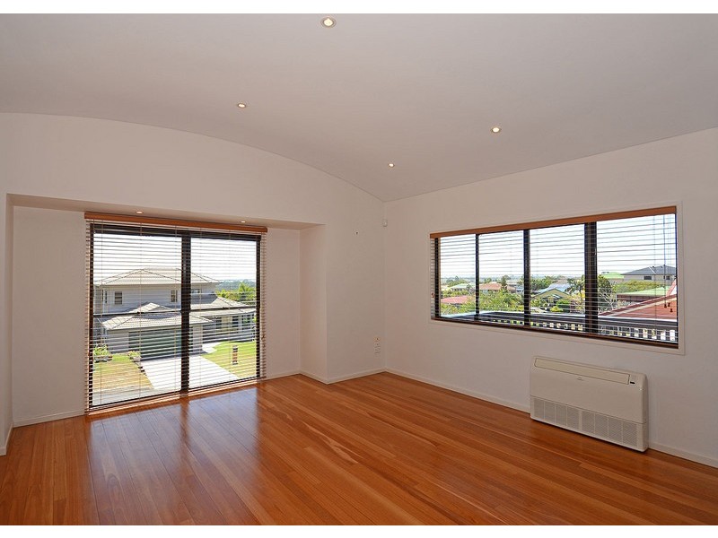 6 Rathdowne Court, Urraween QLD 4655