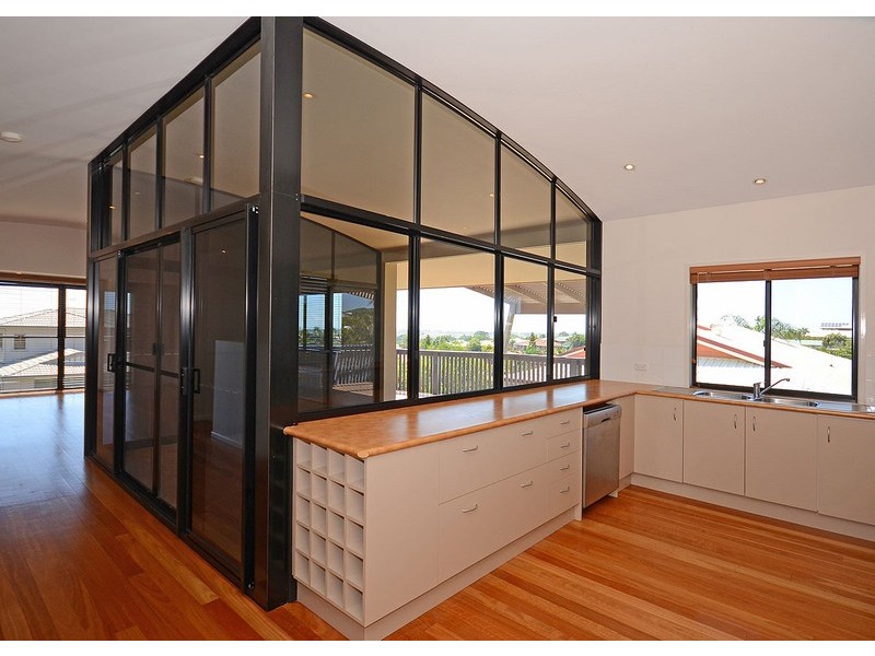 6 Rathdowne Court, Urraween QLD 4655