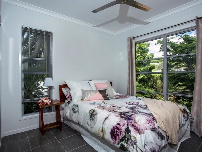 4 Agnes Court, Craignish QLD 4655