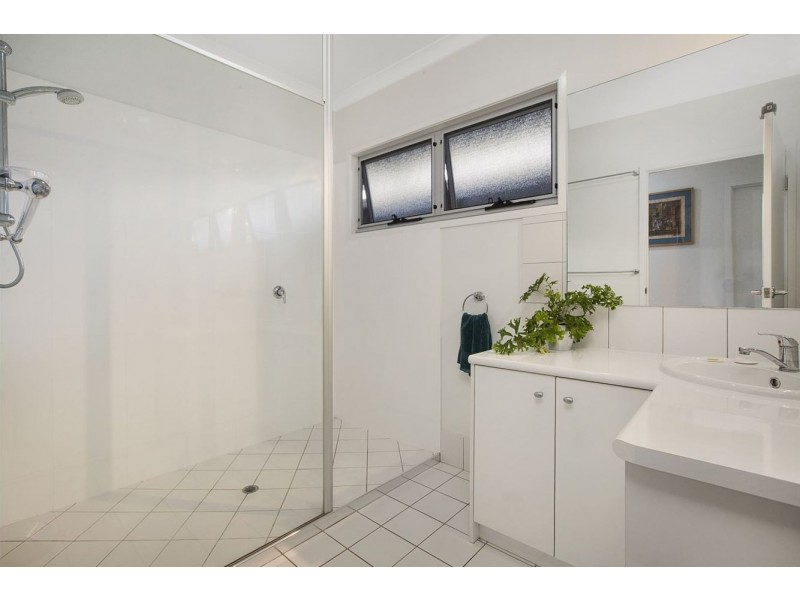 4 Agnes Court, Craignish QLD 4655