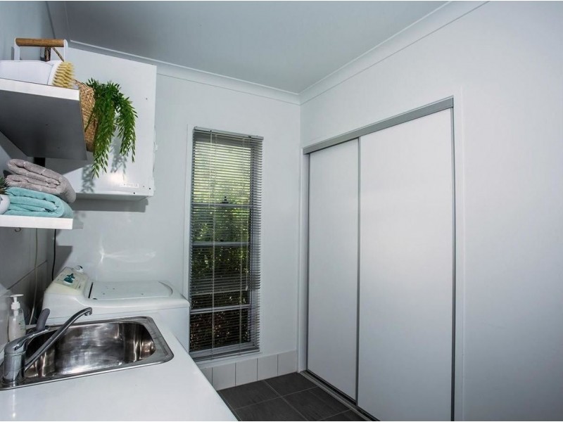 4 Agnes Court, Craignish QLD 4655