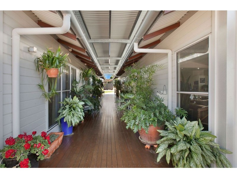 4 Agnes Court, Craignish QLD 4655