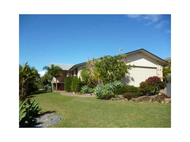 5 Baunfiend Court, Urraween QLD 4655