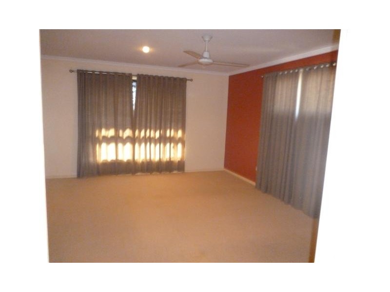 5 Baunfiend Court, Urraween QLD 4655