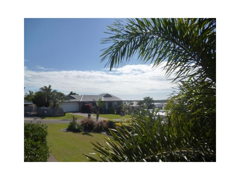 5 Baunfiend Court, Urraween QLD 4655