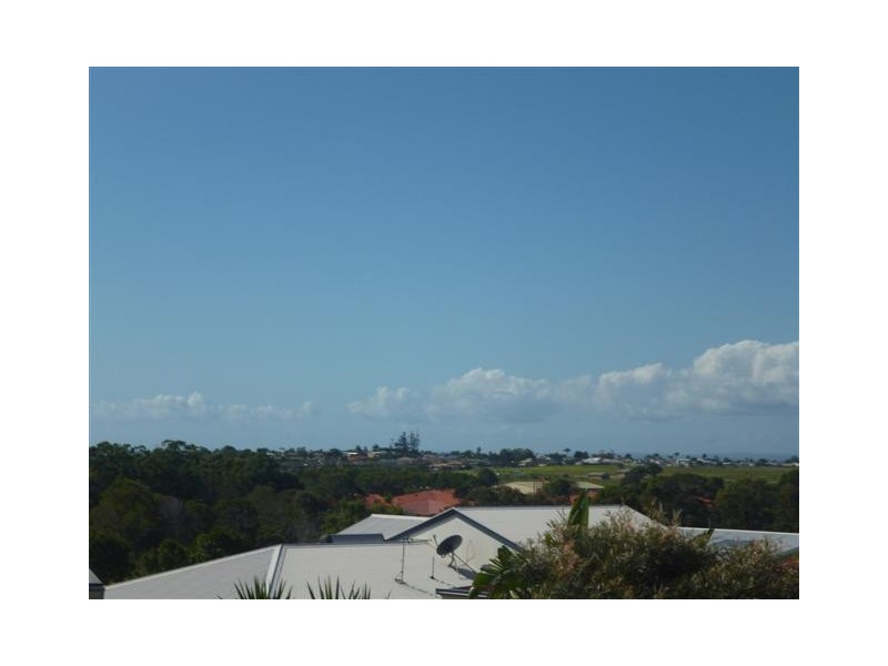 5 Baunfiend Court, Urraween QLD 4655