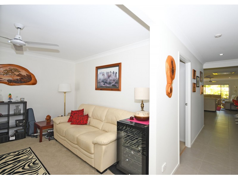 40 Augustus Boulevard, Urraween QLD 4655