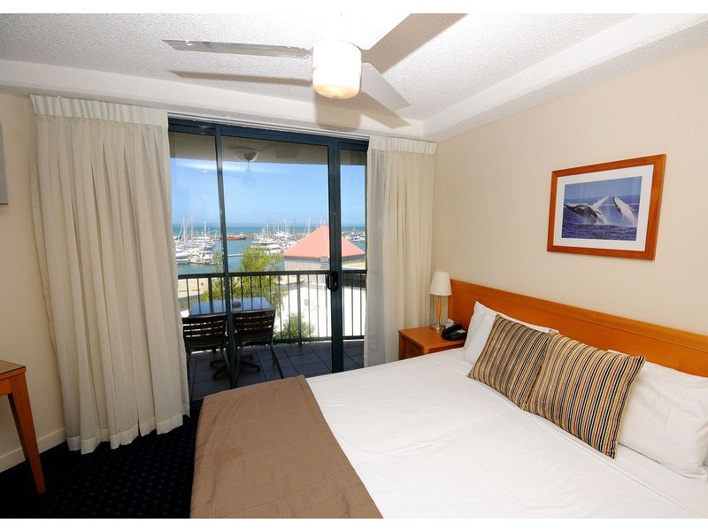 Unit 318 Mantra Resort, Urangan QLD 4655