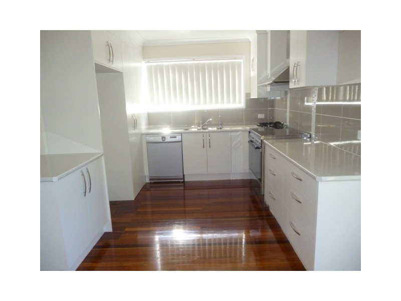 30 Zephyr Street, Scarness QLD 4655