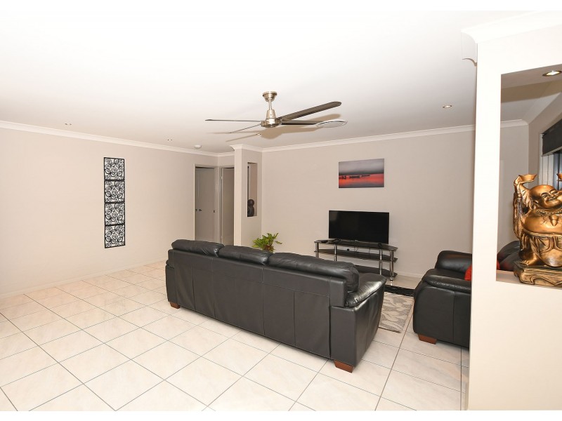 3 Parklink West Avenue, Wondunna QLD 4655