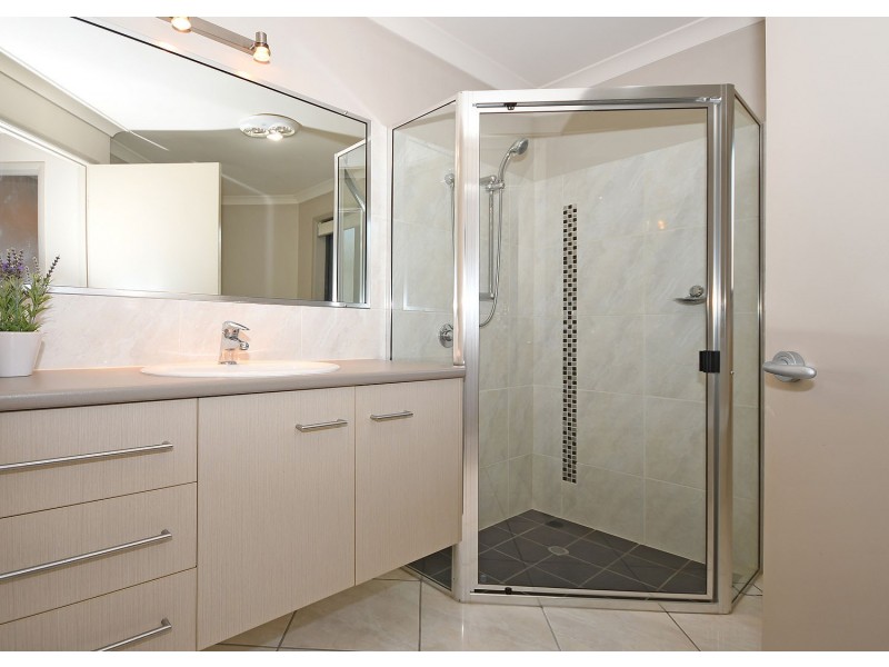 3 Parklink West Avenue, Wondunna QLD 4655