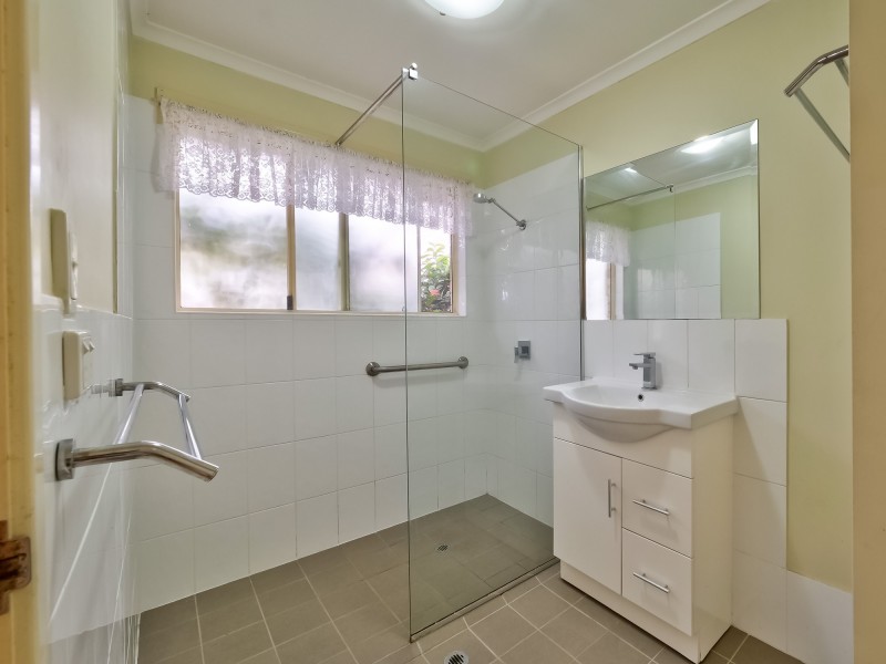 74 Corser Street, Point Vernon QLD 4655