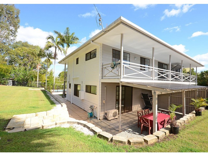 17  Tavistock Street, Torquay QLD 4655