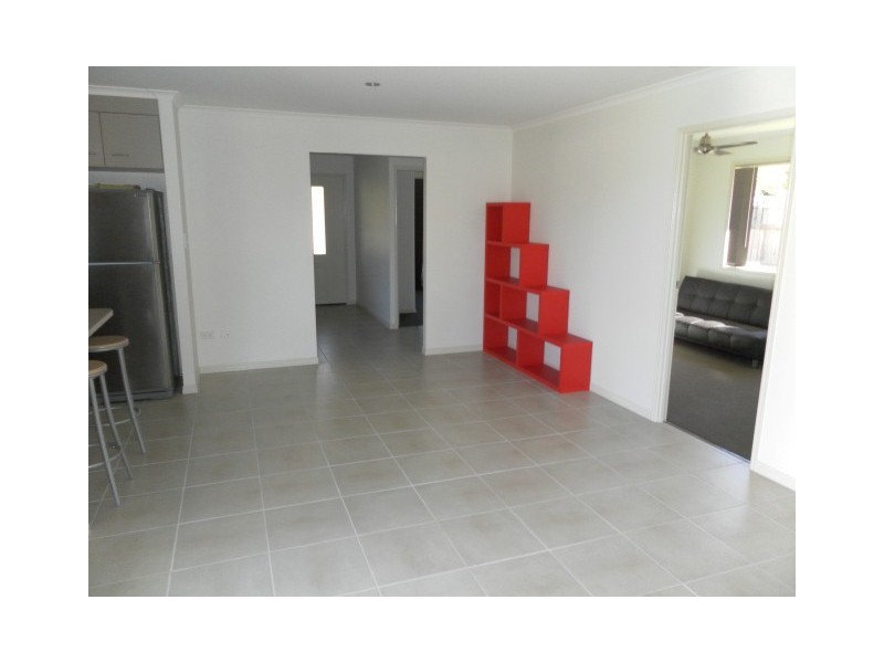 39  Moonstone Drive, Urangan QLD 4655