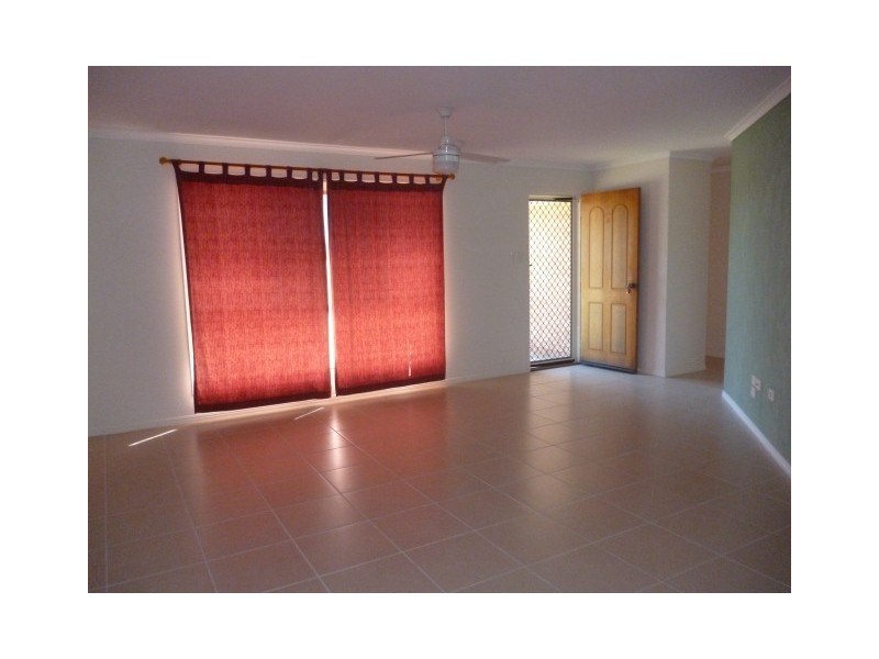 14 Currawong Court, Eli Waters QLD 4655