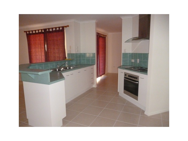 14 Currawong Court, Eli Waters QLD 4655