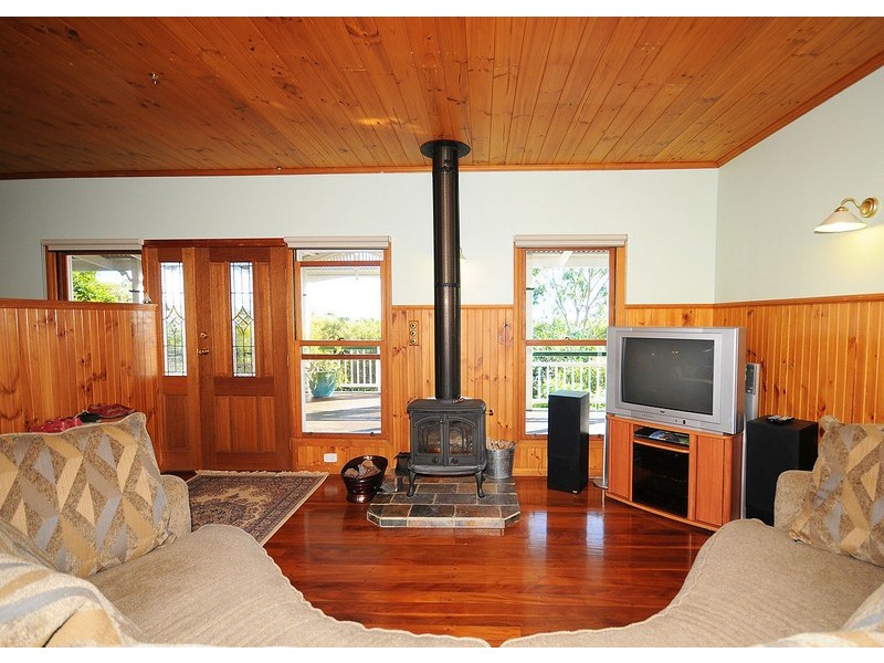 35 Hamilton Drive, Craignish QLD 4655