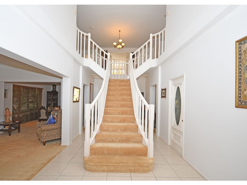 1 Ash Court, Dundowran Beach QLD 4655