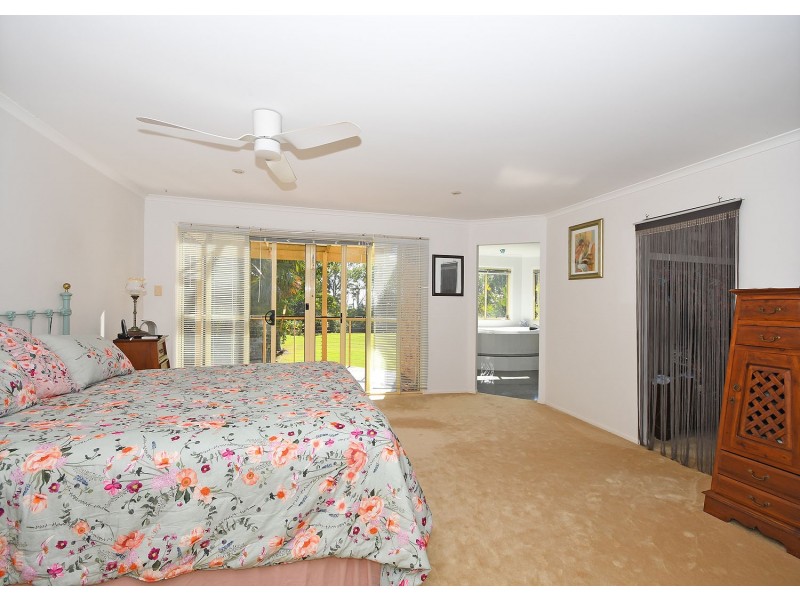 1 Ash Court, Dundowran Beach QLD 4655