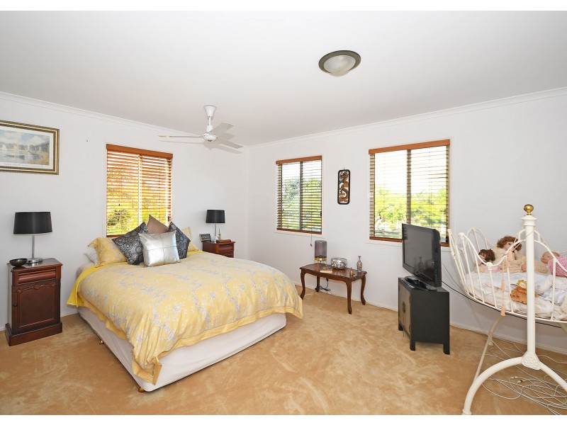 1 Ash Court, Dundowran Beach QLD 4655