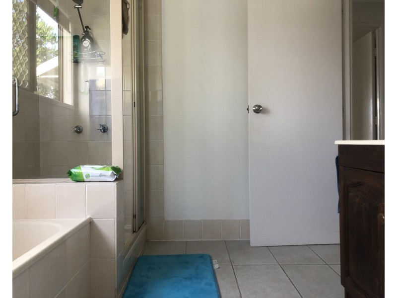 1/14 Ibis Boulevard, Eli Waters QLD 4655
