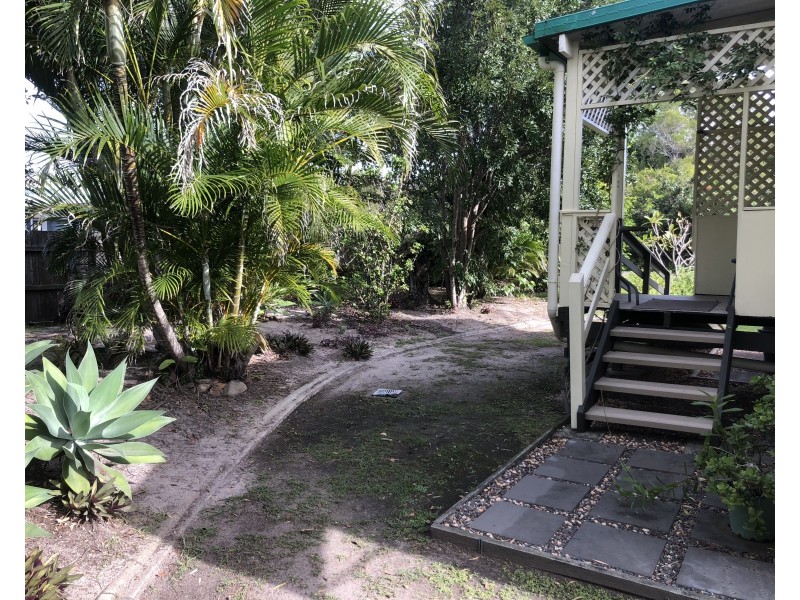 1/14 Ibis Boulevard, Eli Waters QLD 4655