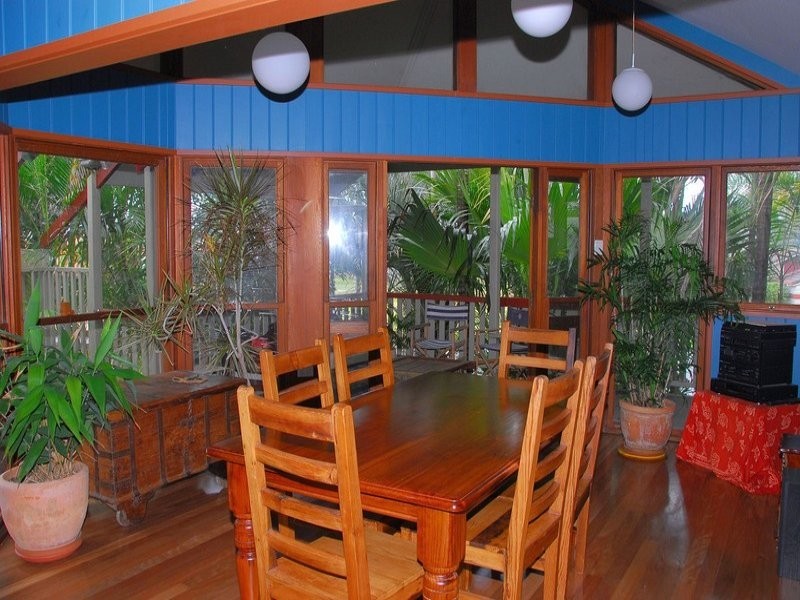 85 Long Street, Point Vernon QLD 4655