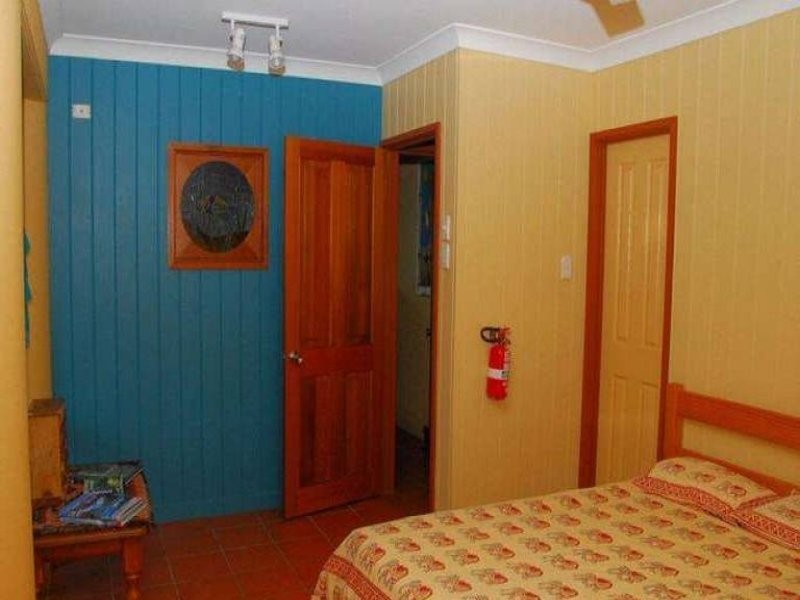 85 Long Street, Point Vernon QLD 4655