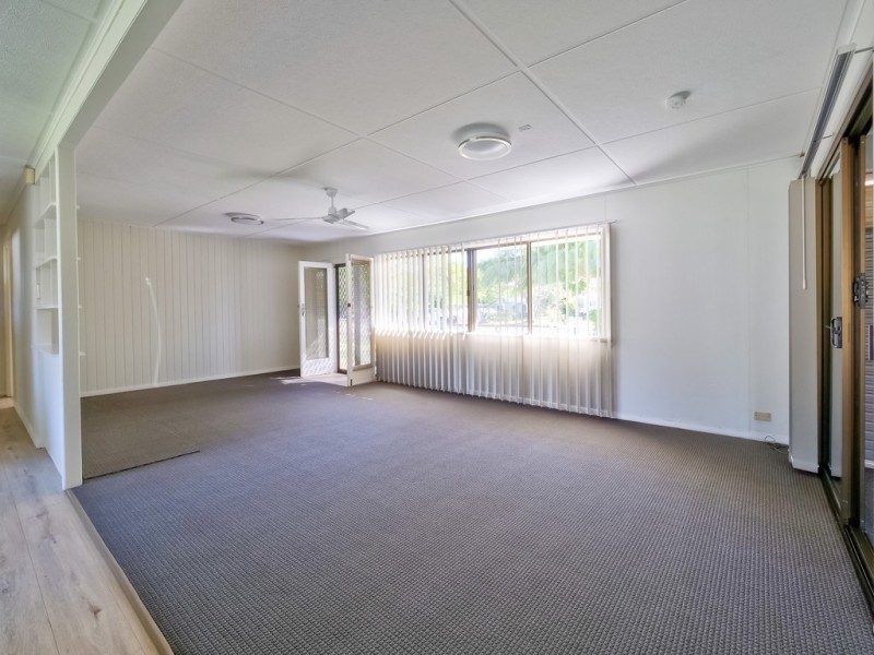 247 Cypress Street, Urangan QLD 4655