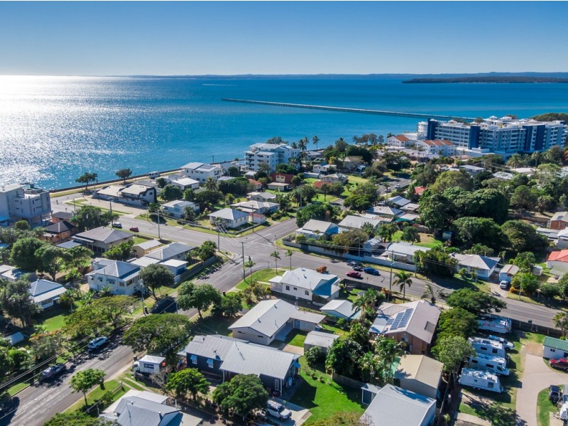 247 Cypress Street, Urangan QLD 4655