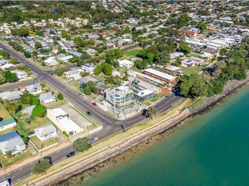 247 Cypress Street, Urangan QLD 4655