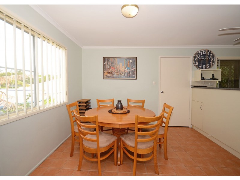 69 Hibiscus Street, Urangan QLD 4655