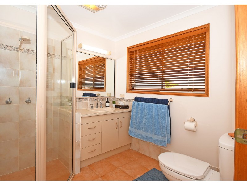 1 Elgin Court, Urraween QLD 4655
