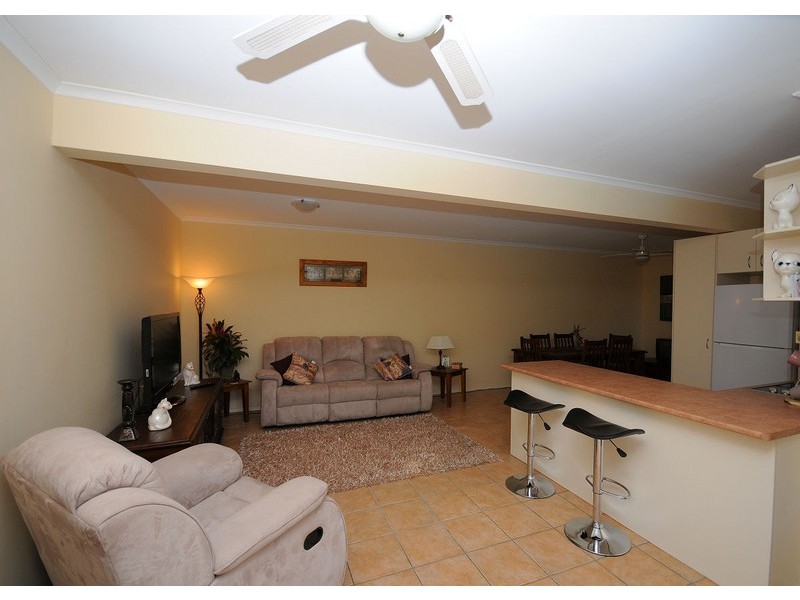 10 Tenimby Street, Pialba QLD 4655