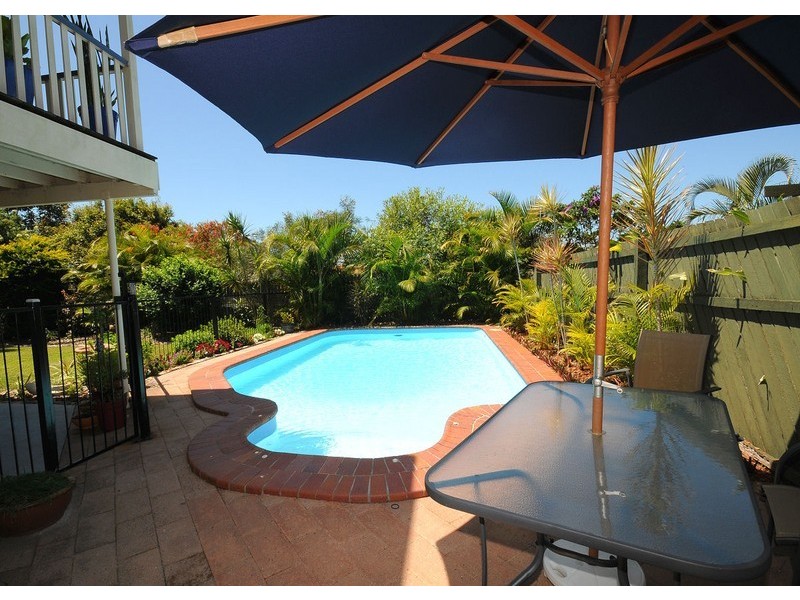 10 Tenimby Street, Pialba QLD 4655