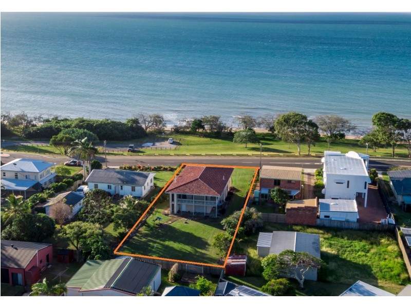 88 Esplanade, Point Vernon QLD 4655