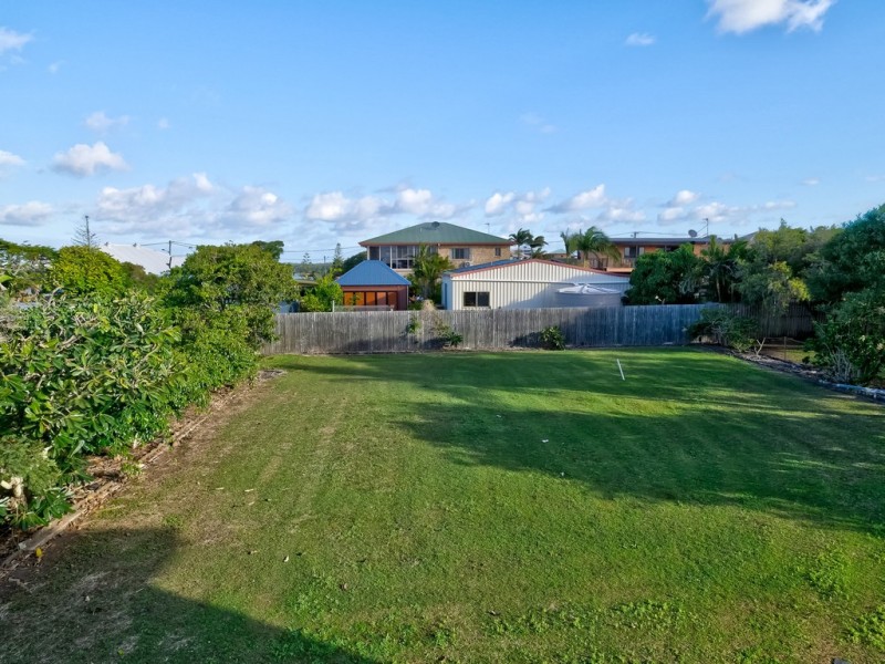 88 Esplanade, Point Vernon QLD 4655