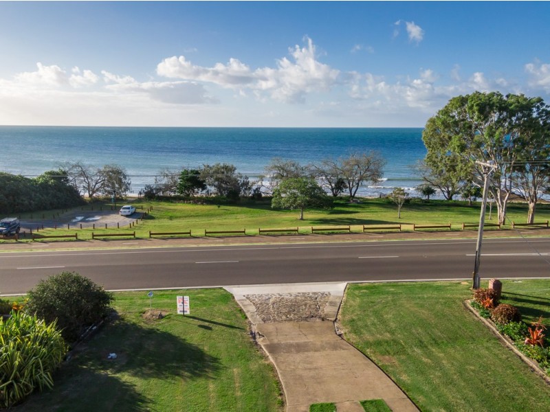 88 Esplanade, Point Vernon QLD 4655