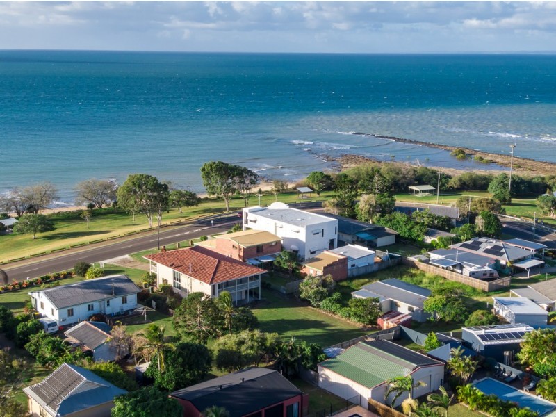 88 Esplanade, Point Vernon QLD 4655