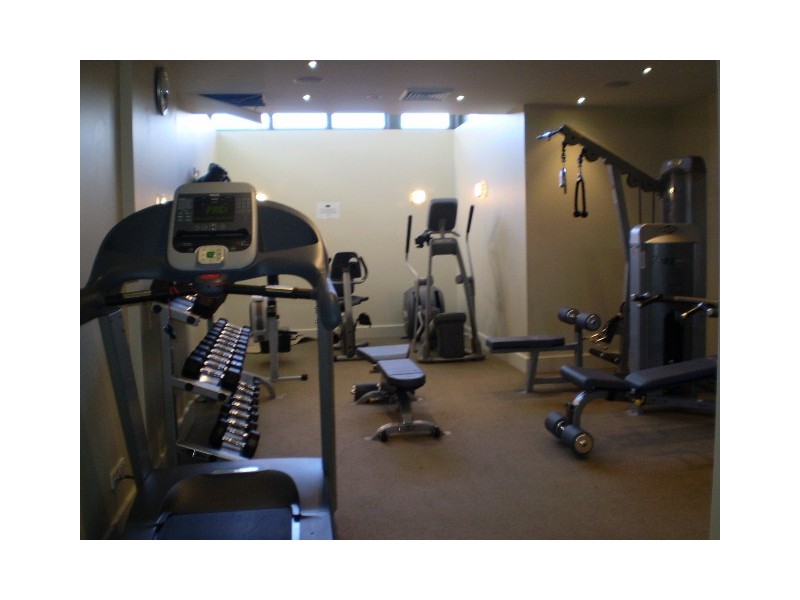 U124/569 Esplanade, Urangan QLD 4655