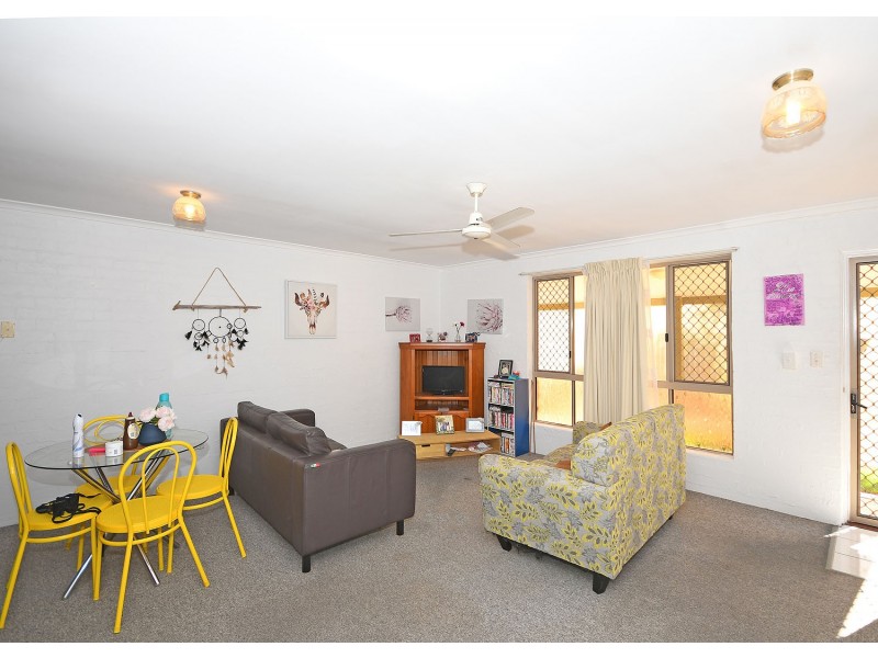 21 Honiton Street, Torquay QLD 4655