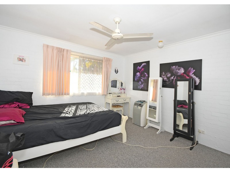 21 Honiton Street, Torquay QLD 4655