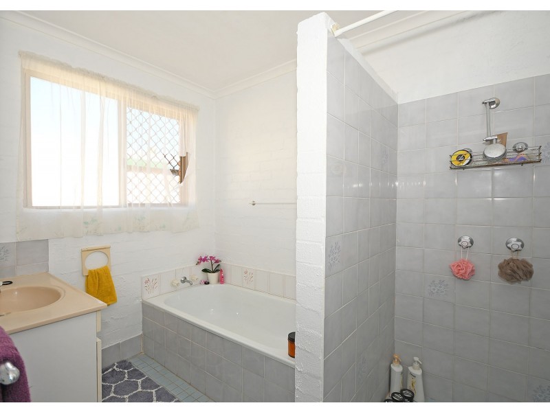 21 Honiton Street, Torquay QLD 4655