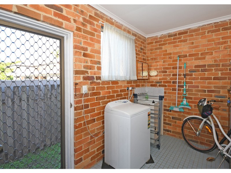 21 Honiton Street, Torquay QLD 4655