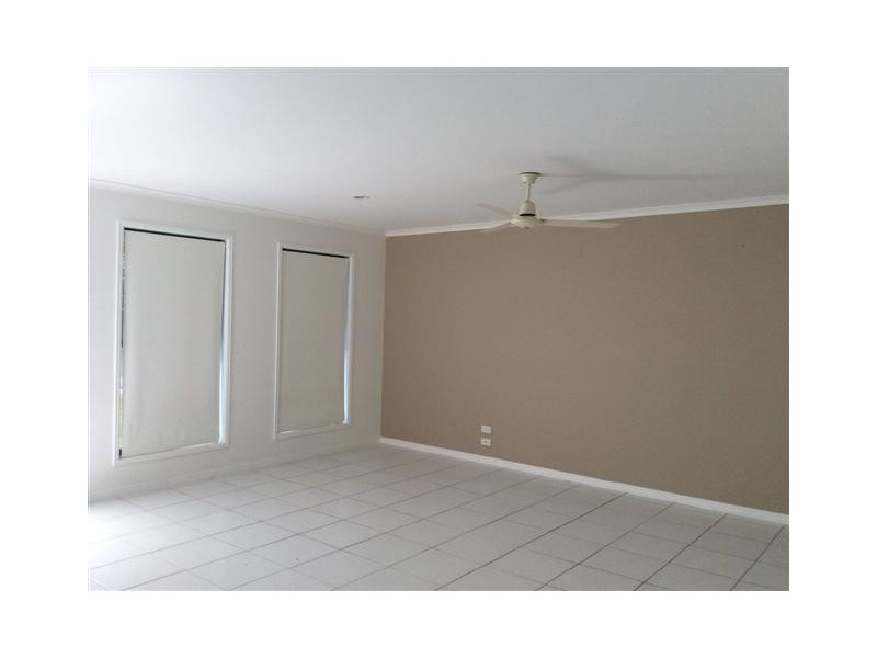 58 Emerald Park Way, Urangan QLD 4655