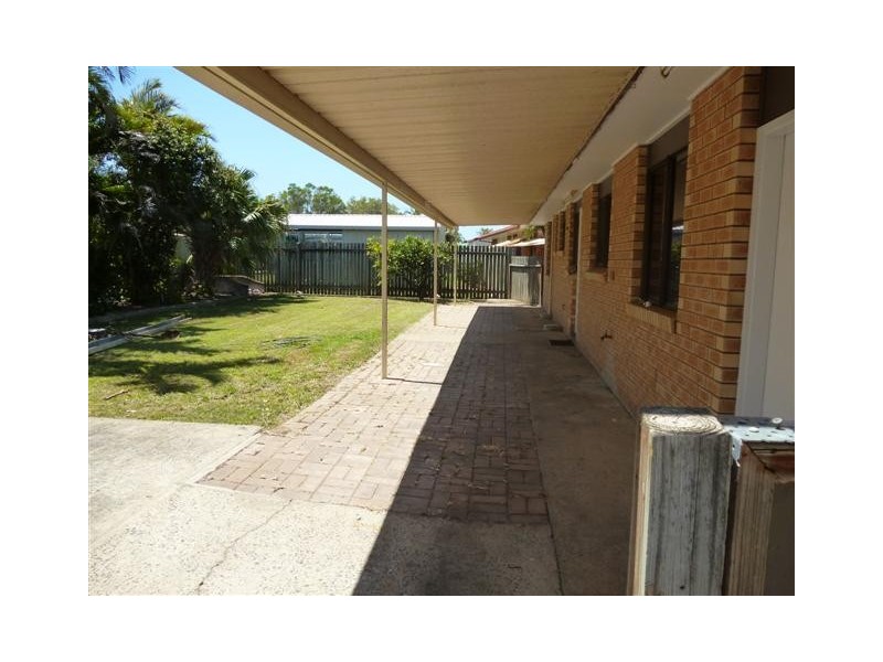 22 Kuruman Street, Scarness QLD 4655